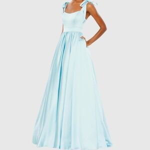MAC DUGGAL Tie Shoulder Sweetheart Ballgown Powder Blue Women's Dress Size 2